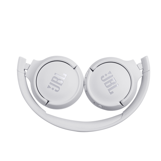 JBL Tune 500BT - White - Wireless on-ear headphones - Detailshot 3